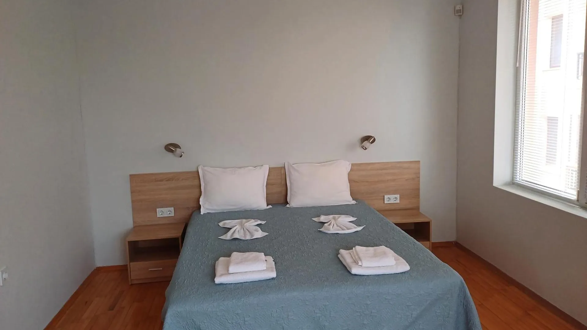 Guest Rooms Deva Burgas 0*,